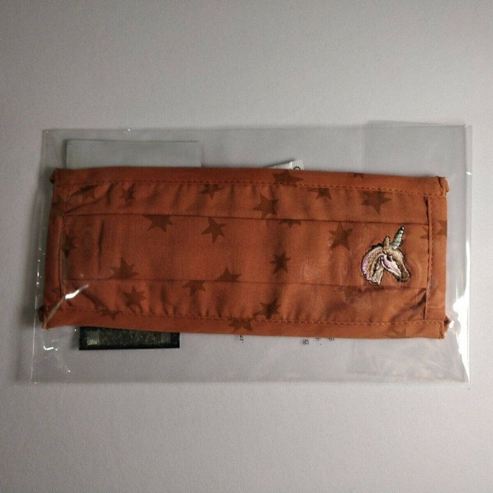 NWT COACH Uni Face Mask With Star Print C2397
